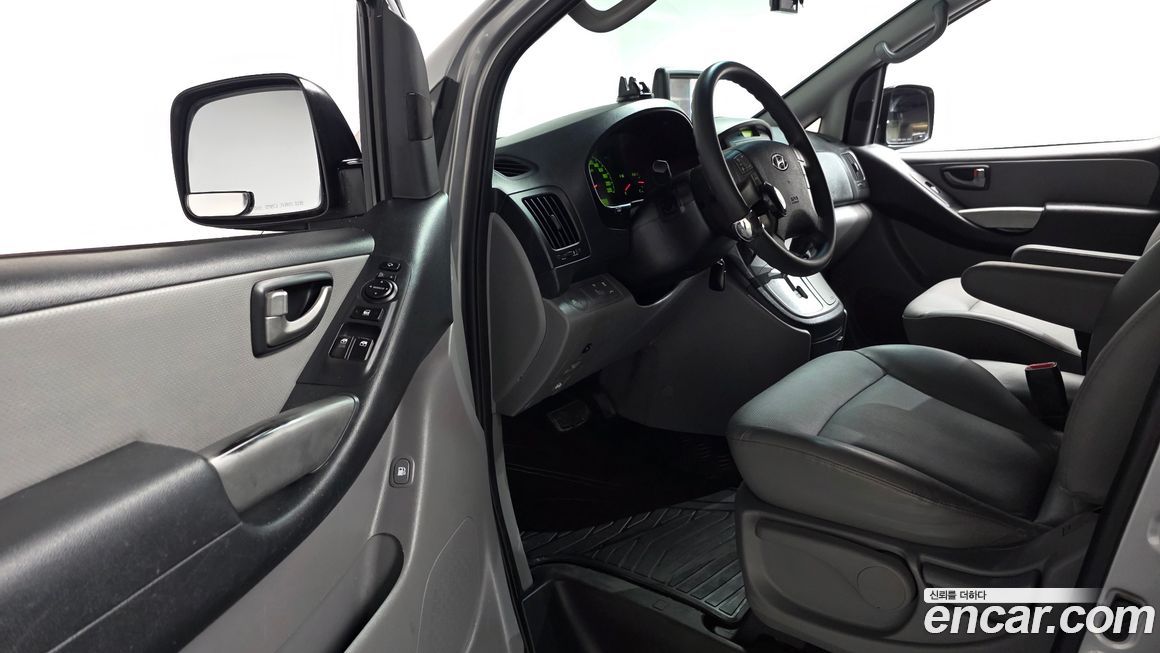 Hyundai Starex 2016