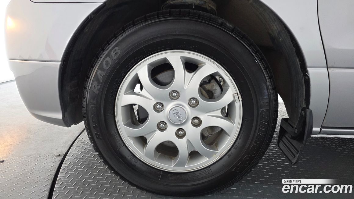 Hyundai Starex 2016