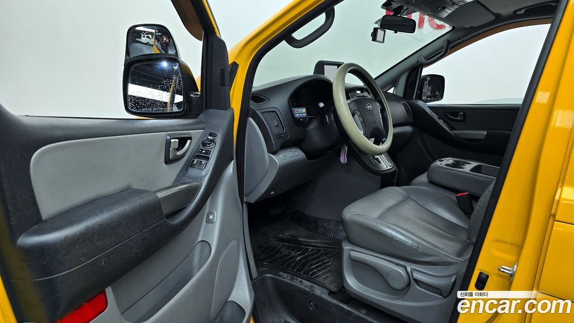 Hyundai Starex 2015