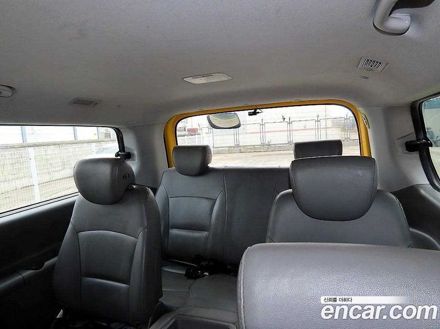 Hyundai Starex 2016