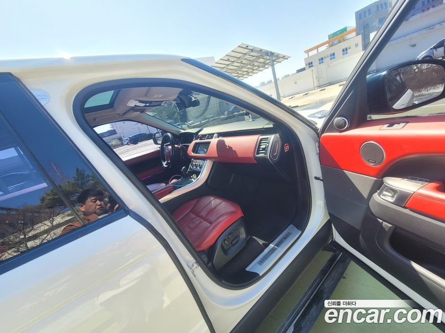 Land Rover Range Rover Sport 2015