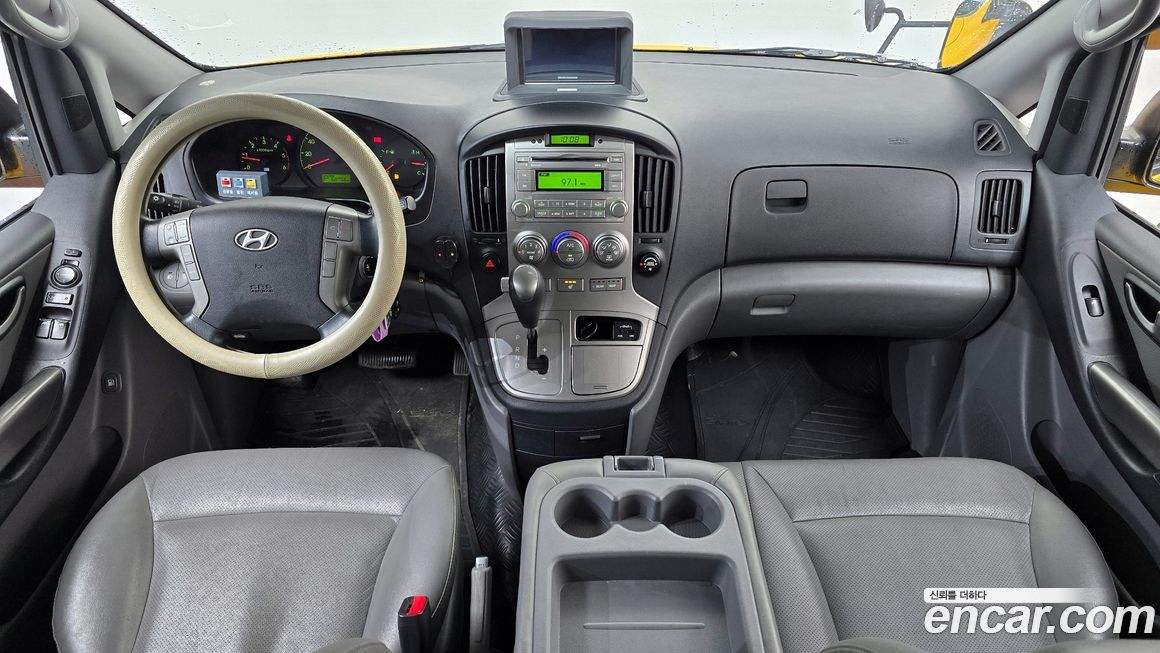 Hyundai Starex 2015
