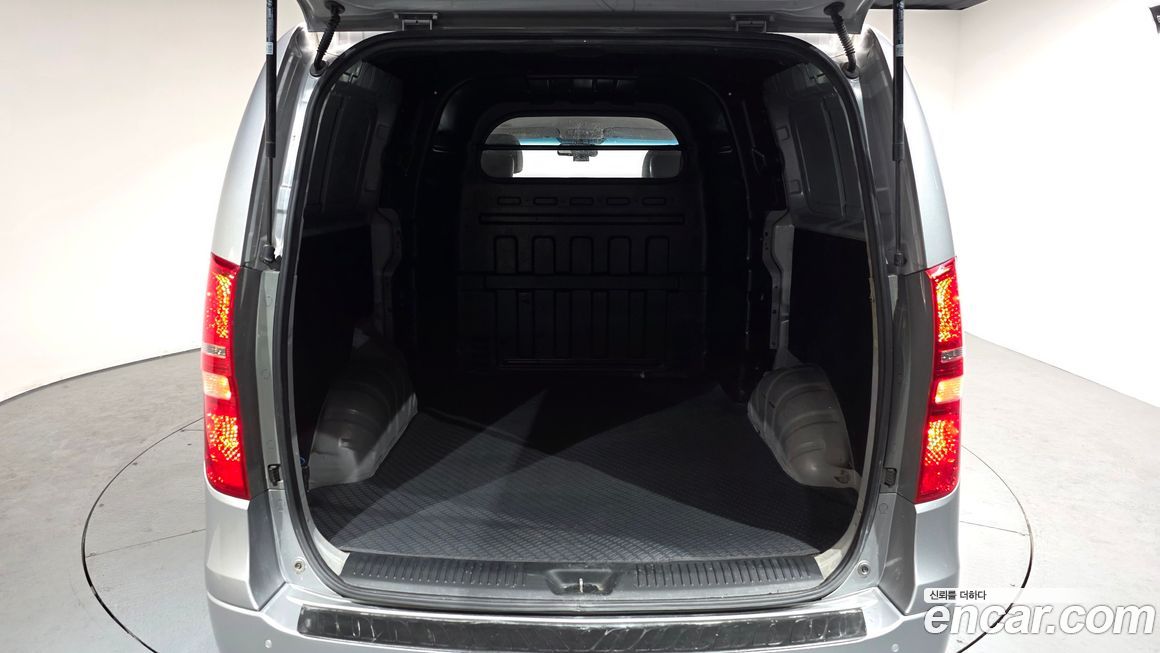 Hyundai Starex 2016