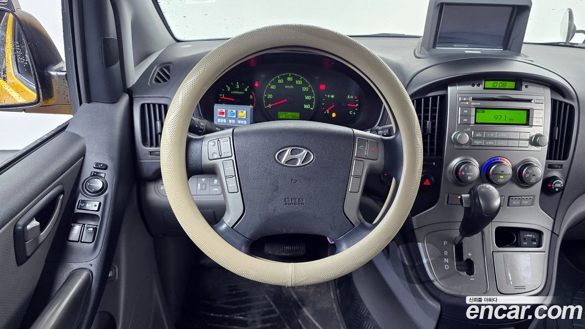 Hyundai Starex 2015