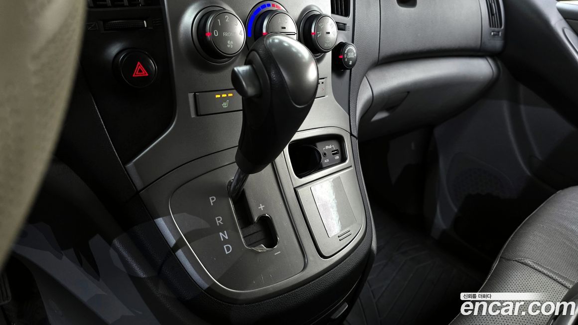 Hyundai Starex 2015