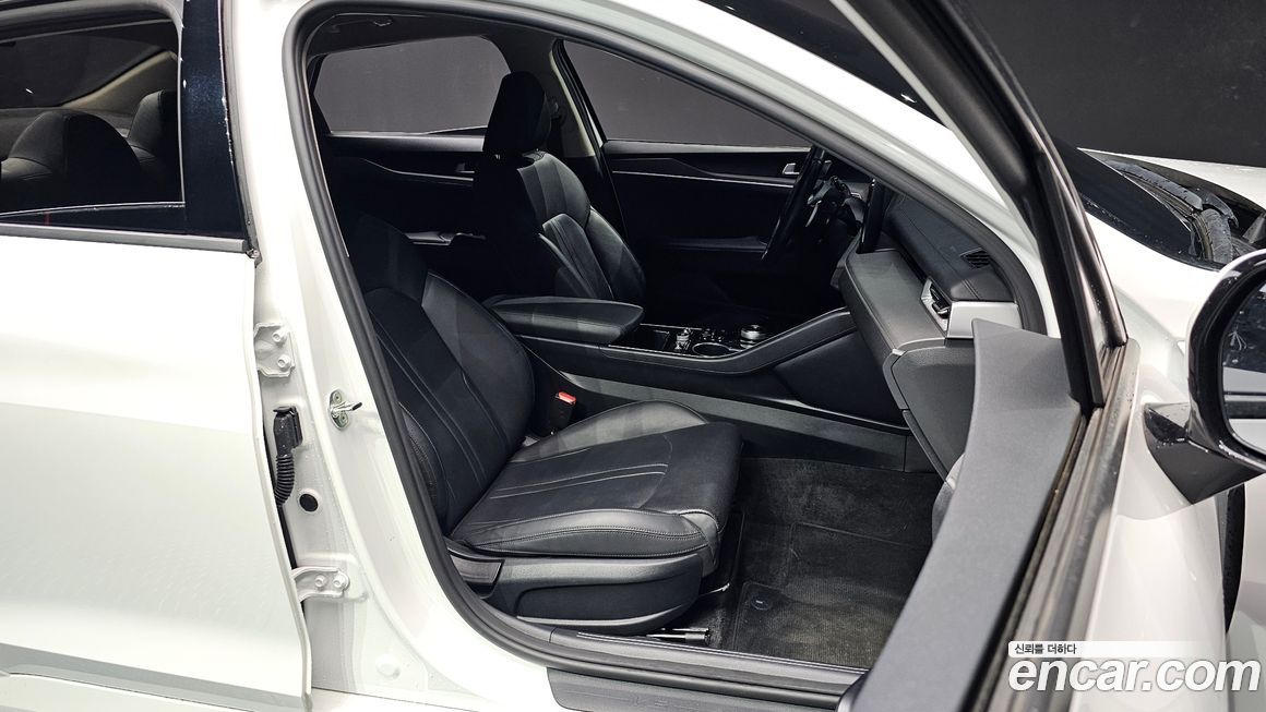 Kia K5 2023