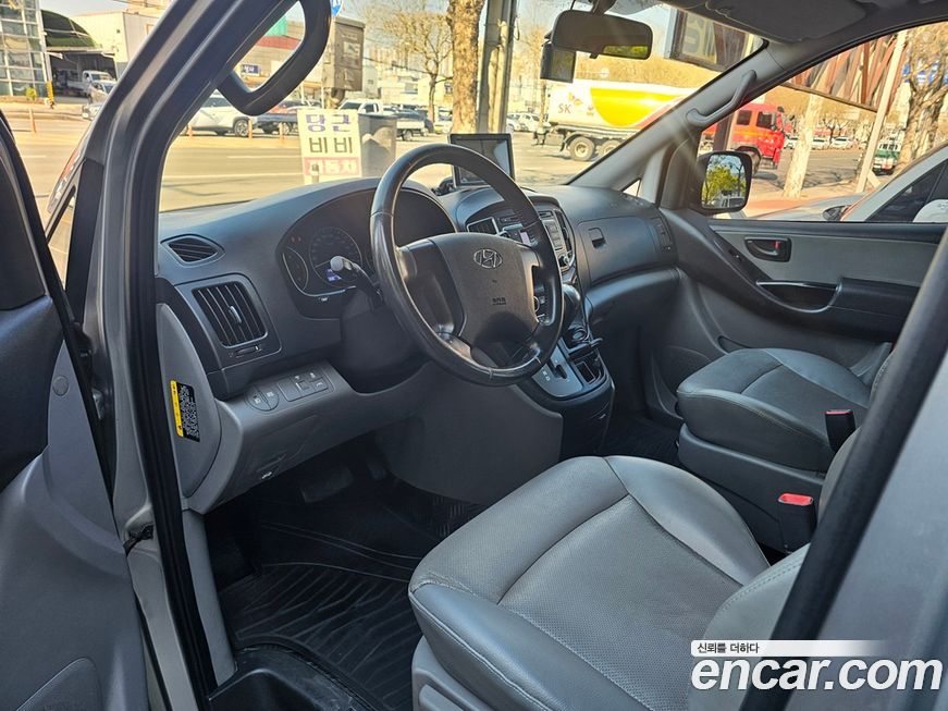 Hyundai Starex 2018