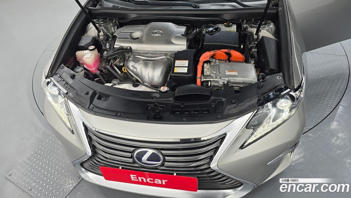 Lexus ES 2018