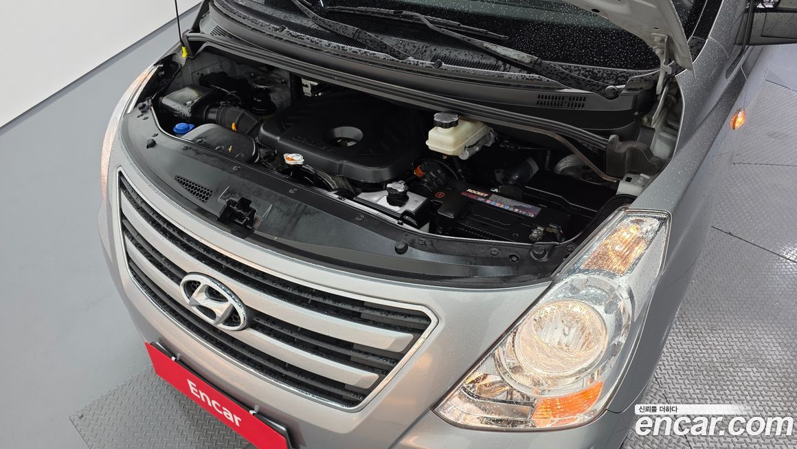 Hyundai Starex 2016