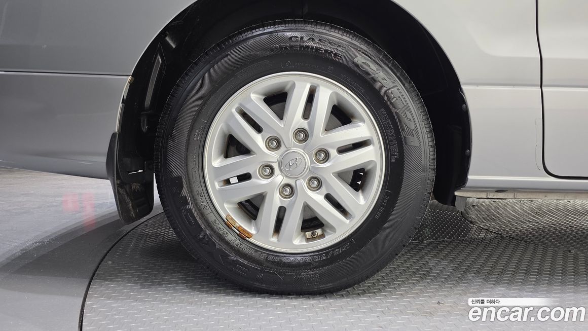 Hyundai Starex 2016