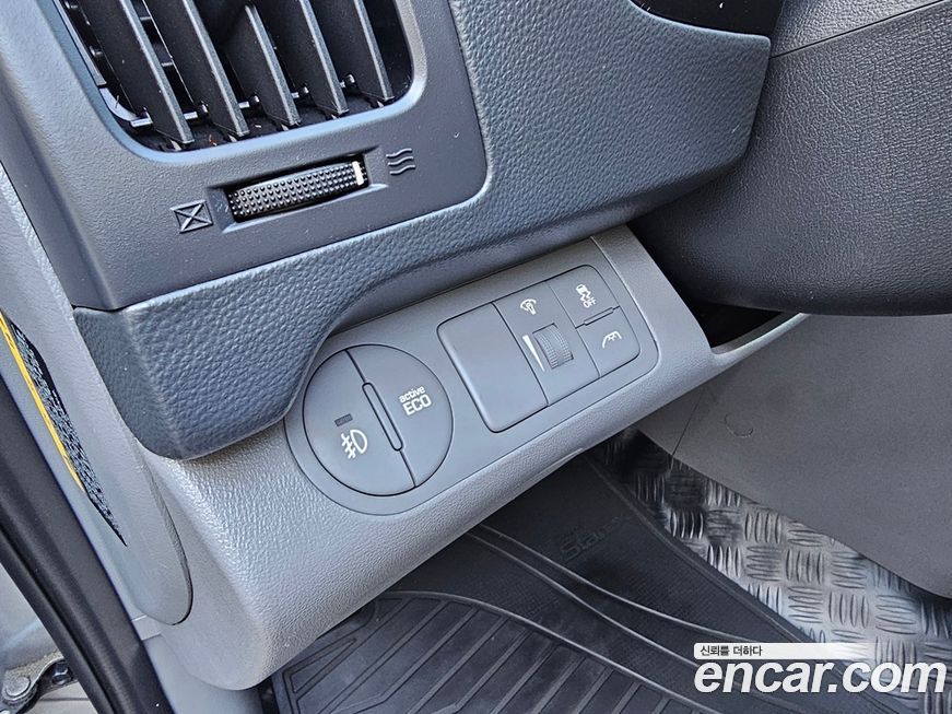 Hyundai Starex 2018