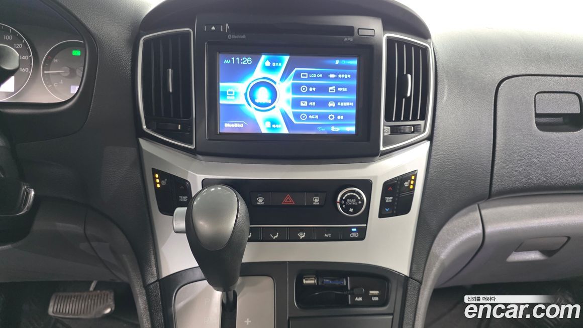 Hyundai Starex 2016