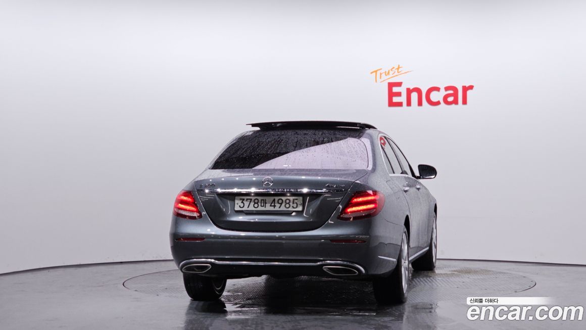 Mercedes-Benz E-Class 2017