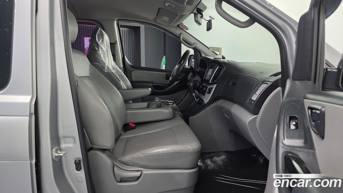 Hyundai Starex 2016
