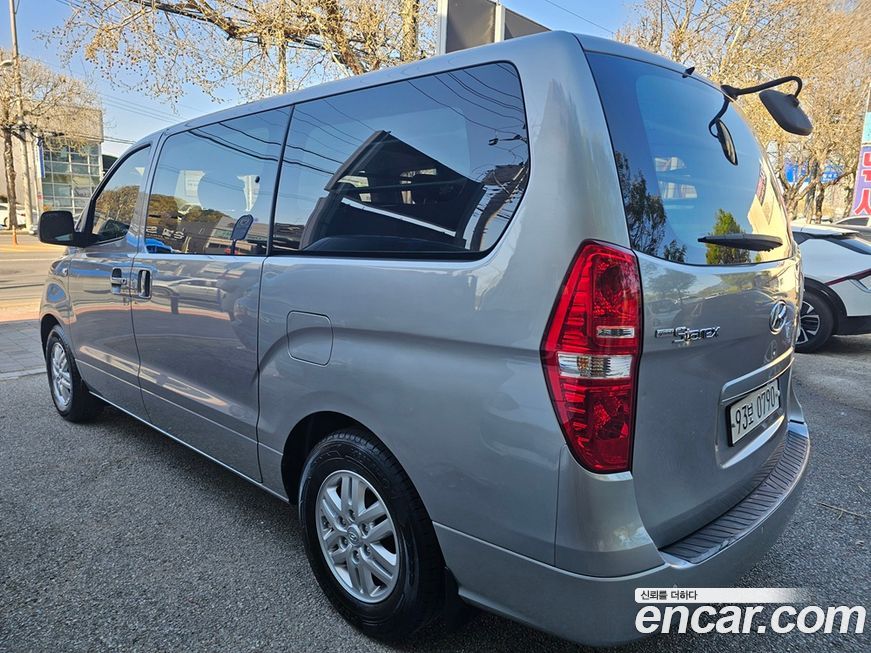 Hyundai Starex 2018