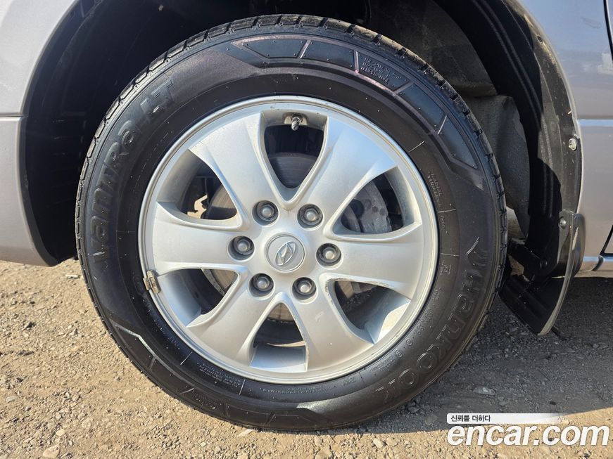 Hyundai Starex 2016