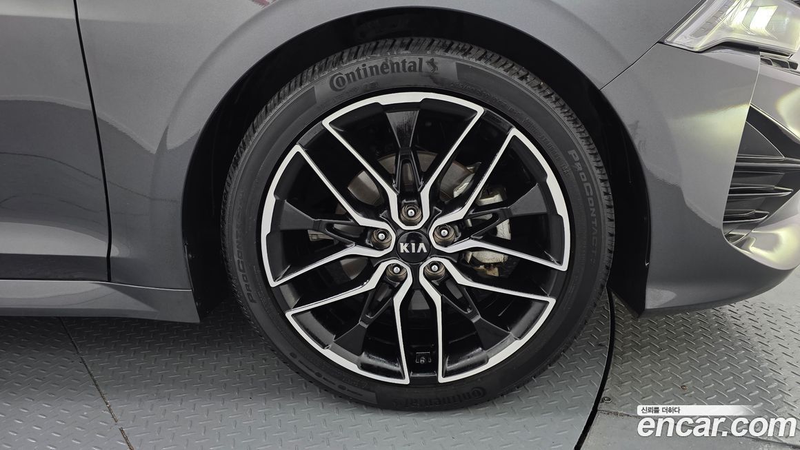 Kia K5 2021