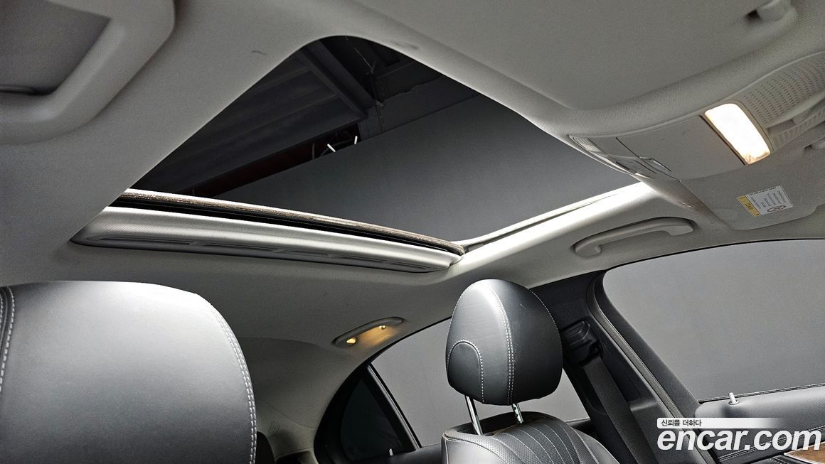 Mercedes-Benz E-Class 2018