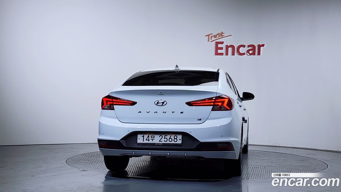 Hyundai AVANTE 2019