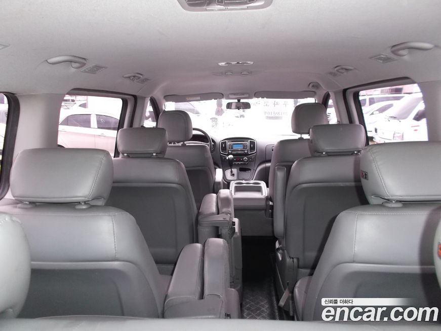 Hyundai Starex 2019