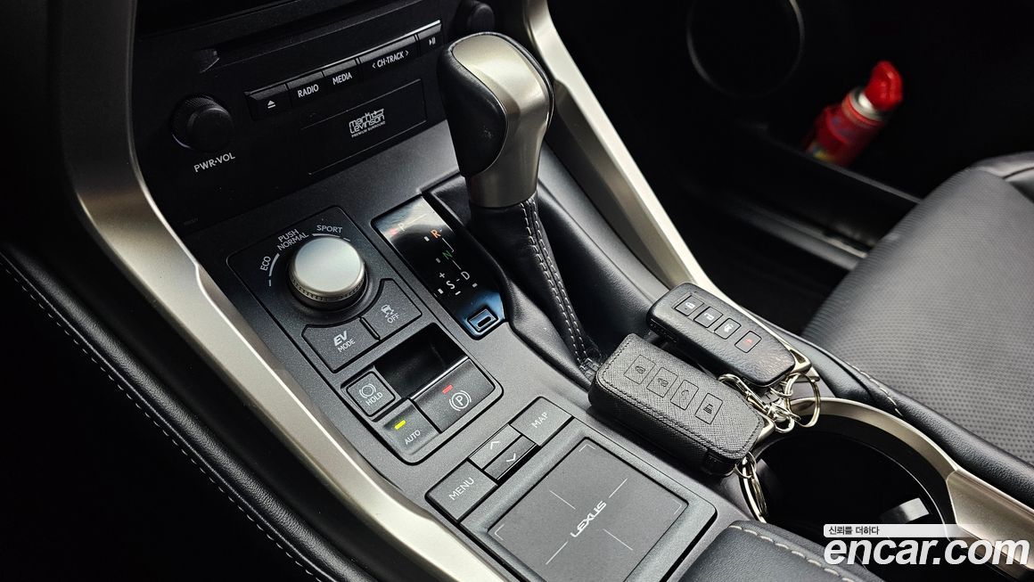 Lexus NX 2015