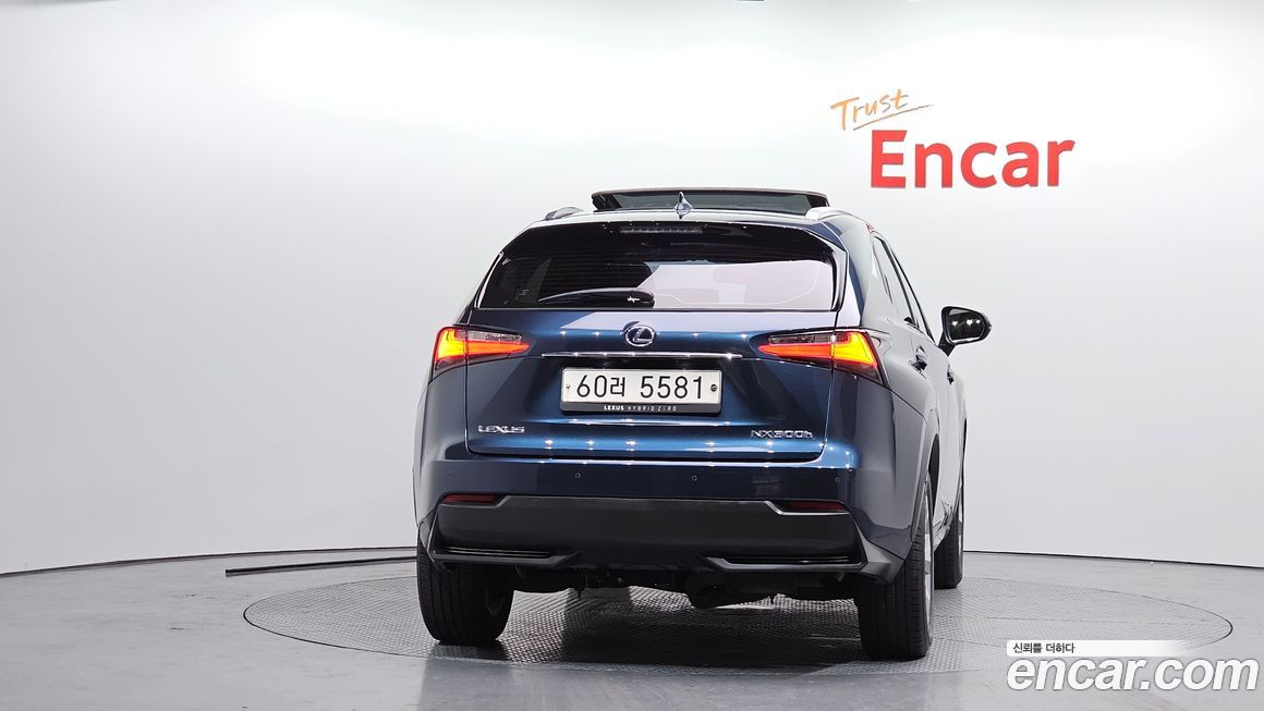 Lexus NX 2015