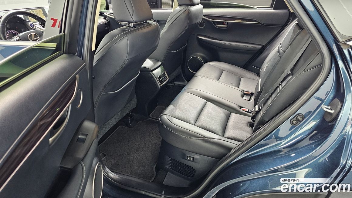 Lexus NX 2015