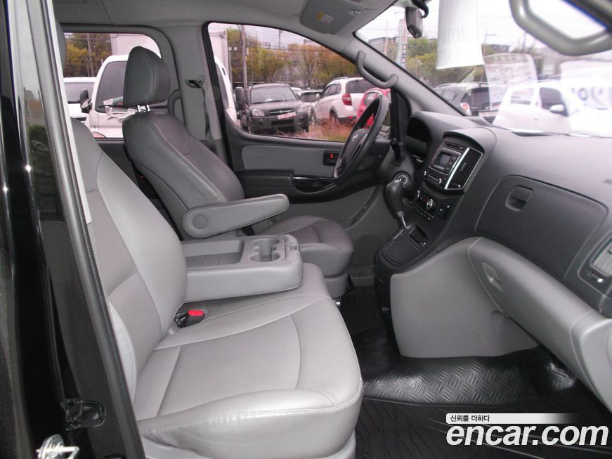 Hyundai Starex 2019
