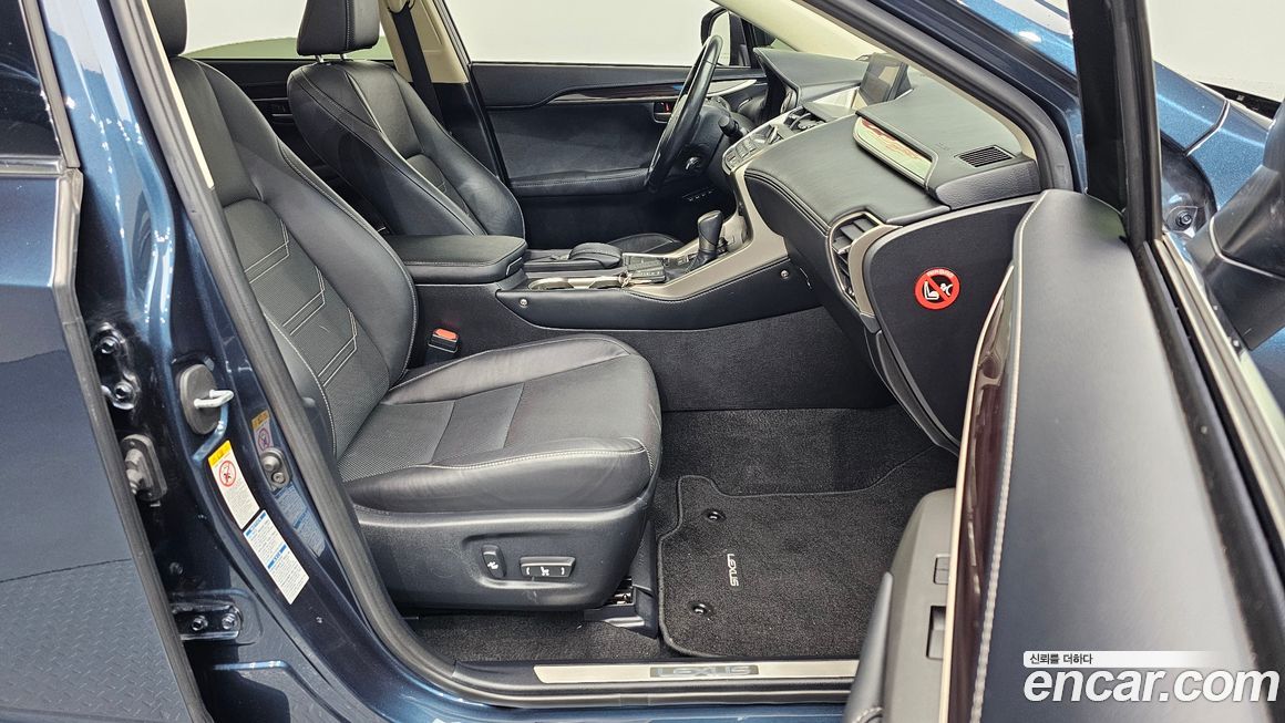 Lexus NX 2015