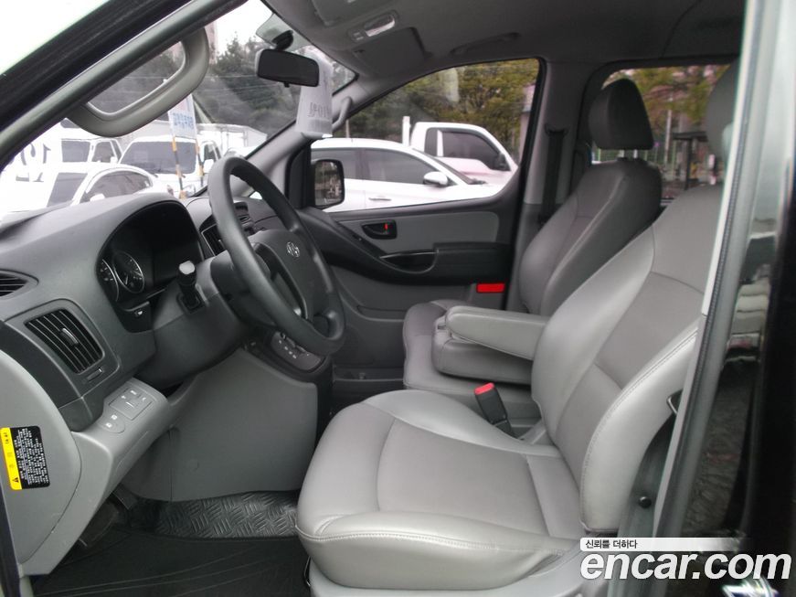 Hyundai Starex 2019
