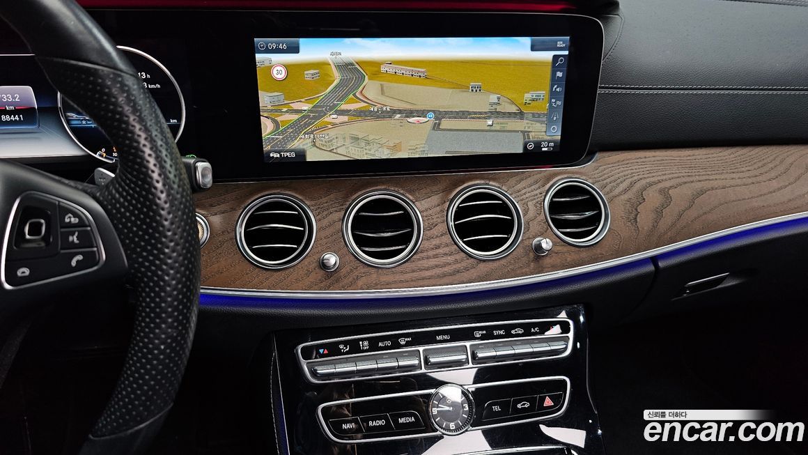 Mercedes-Benz E-Class 2018