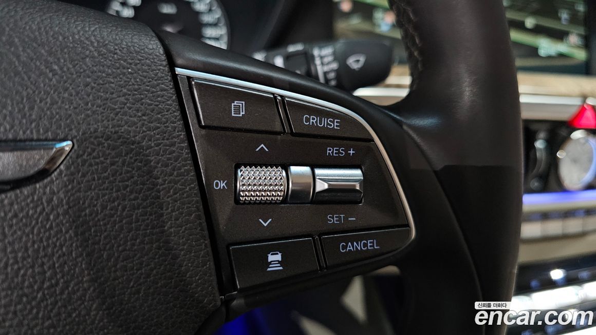 Genesis EQ900 2016