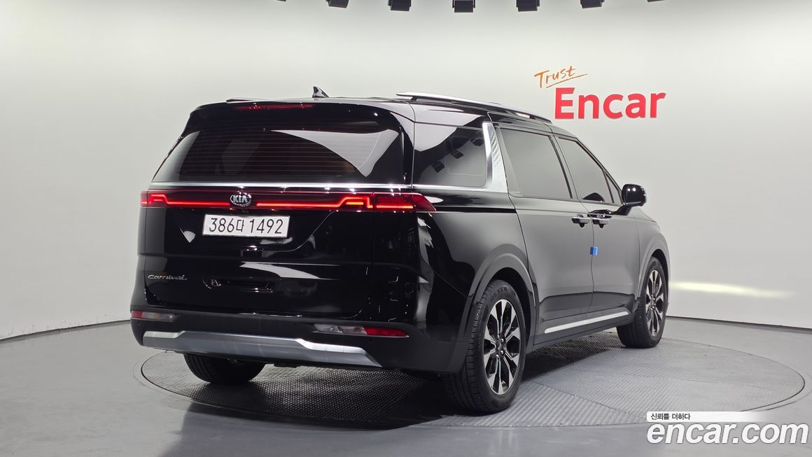 Kia Canival 2021