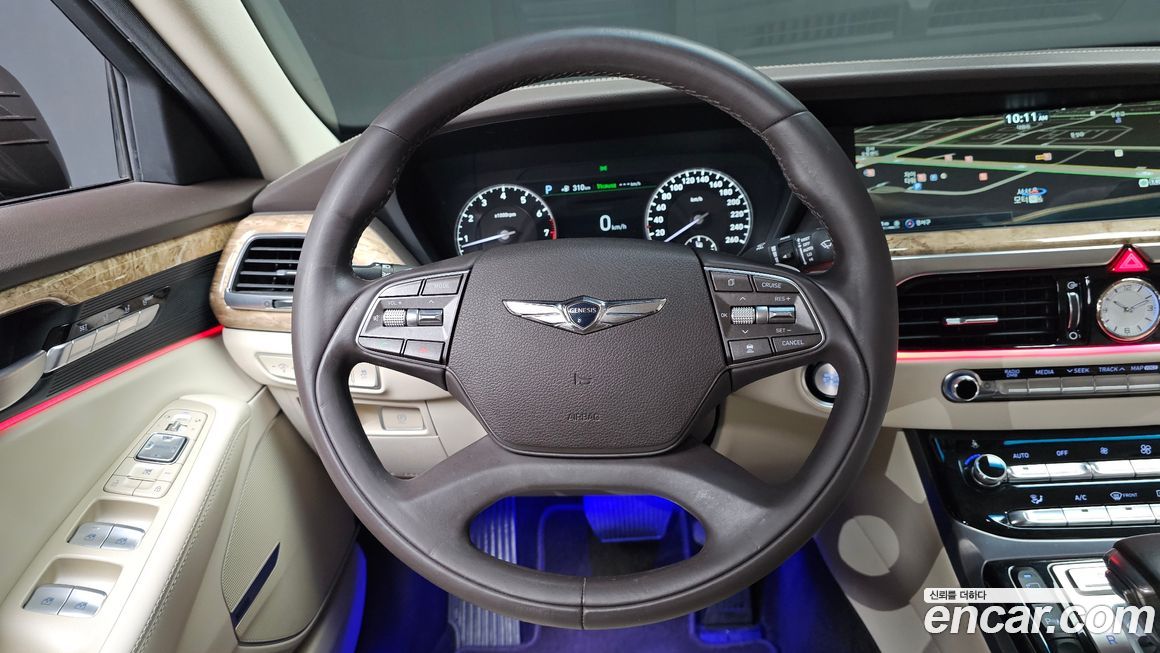 Genesis EQ900 2016