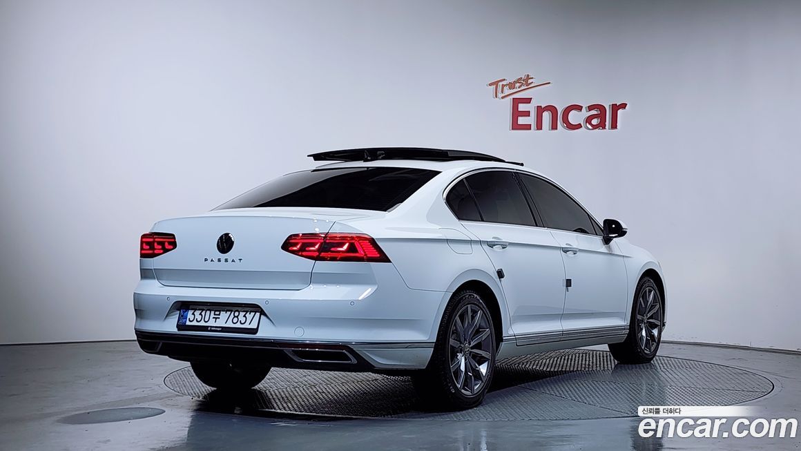 Volkswagen Passat 2022