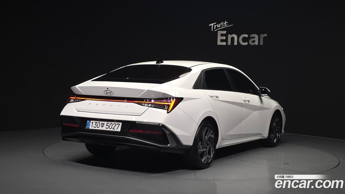 Hyundai AVANTE 2025