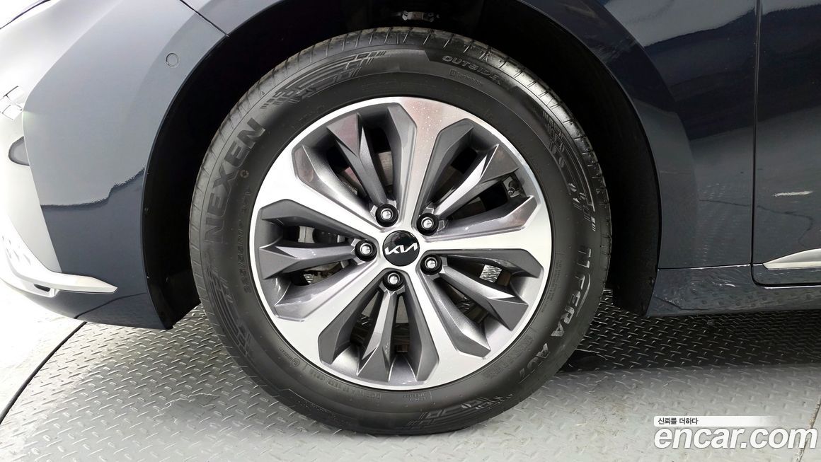 Kia K8 2023