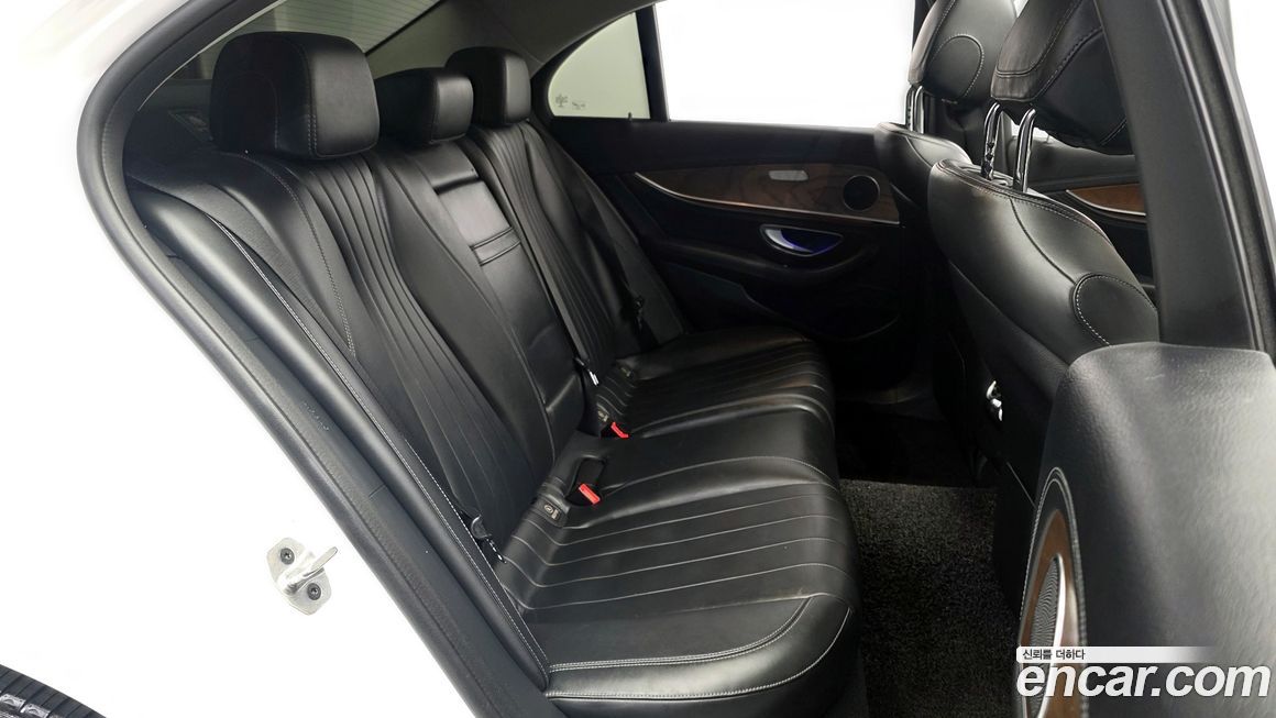 Mercedes-Benz E-Class 2019