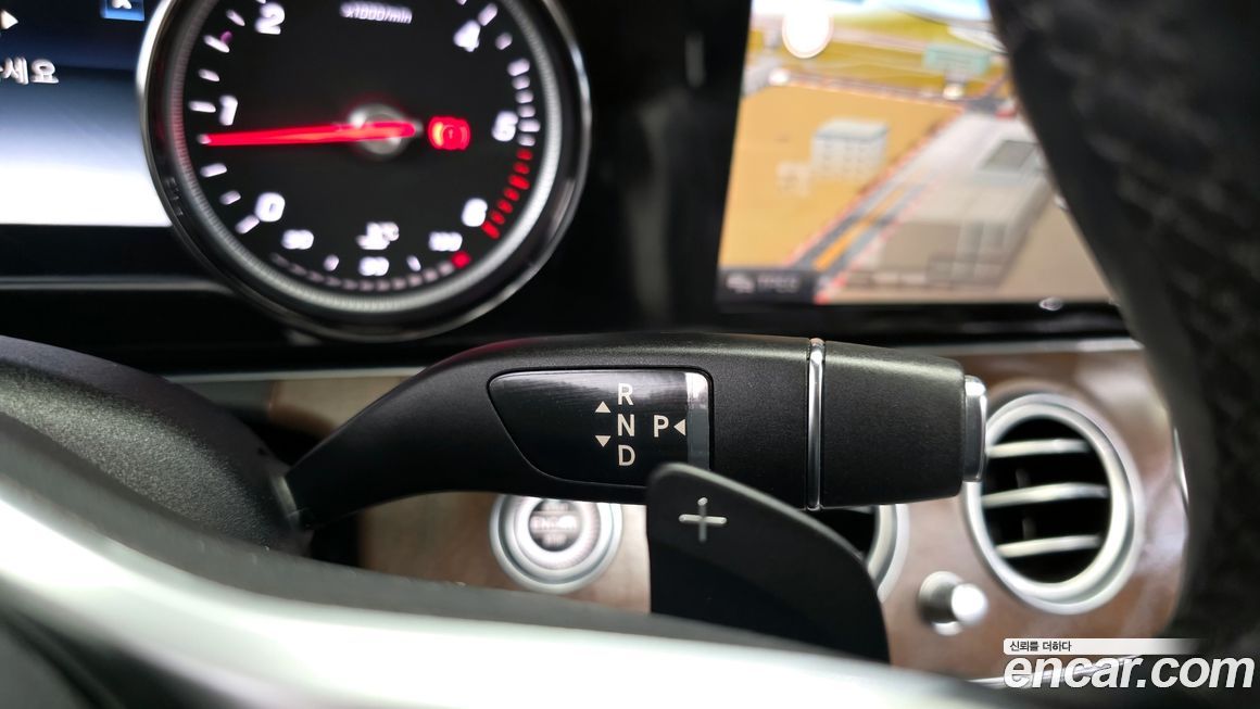 Mercedes-Benz E-Class 2019