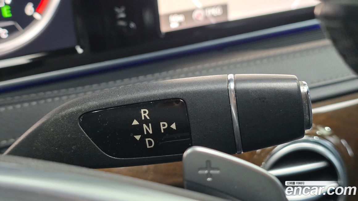 Mercedes-Benz S-Class 2014