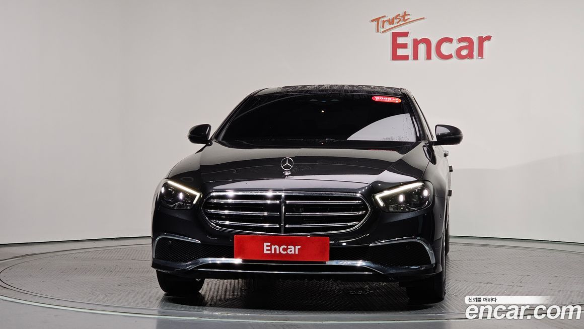 Mercedes-Benz E-Class 2021