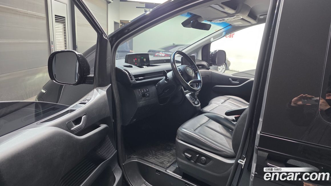 Hyundai Staria 2022