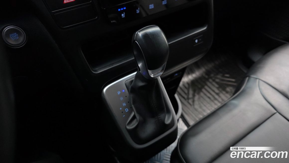Hyundai Staria 2022