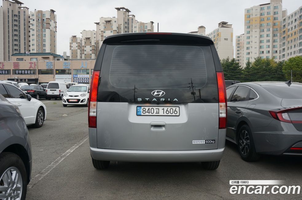 Hyundai Staria 2024