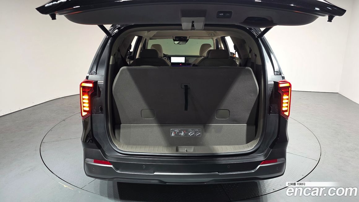 Kia Canival 2025