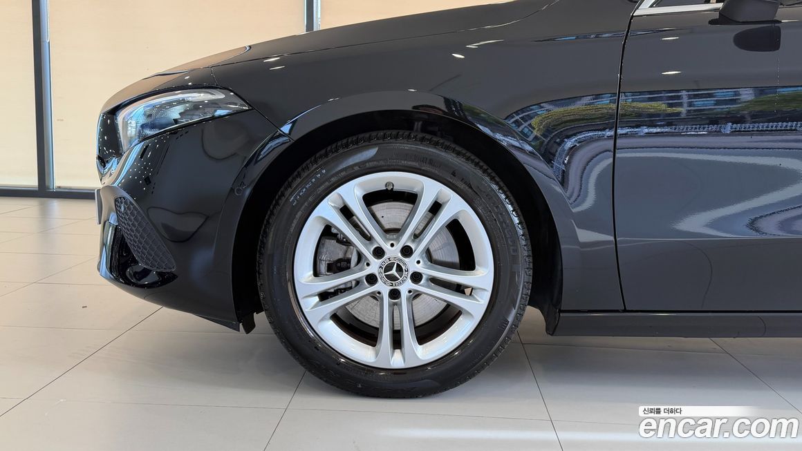 Mercedes-Benz A-Class 2024