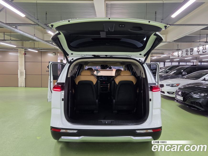 Kia Canival 2021