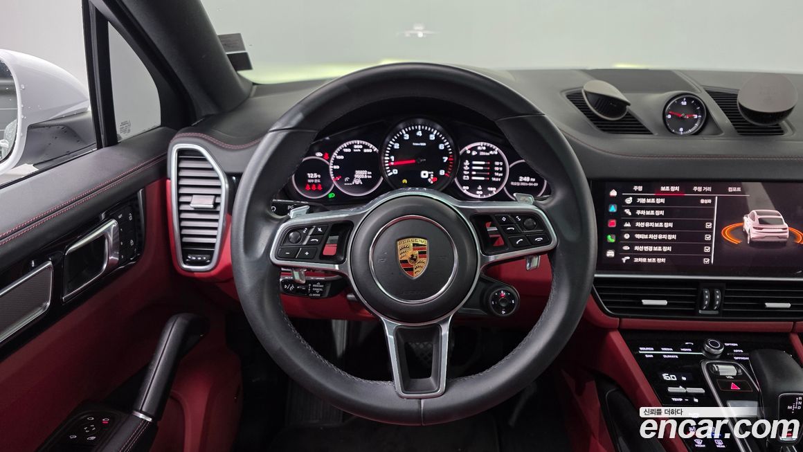 Porsche Cayenne 2023