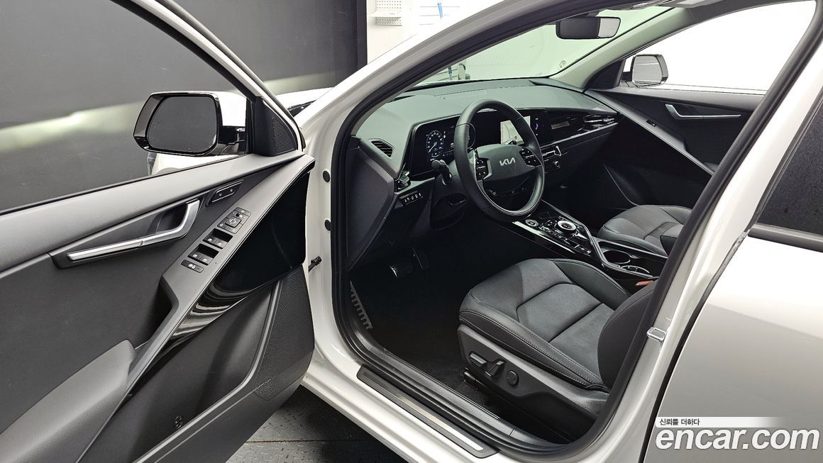 Kia Niro 2025