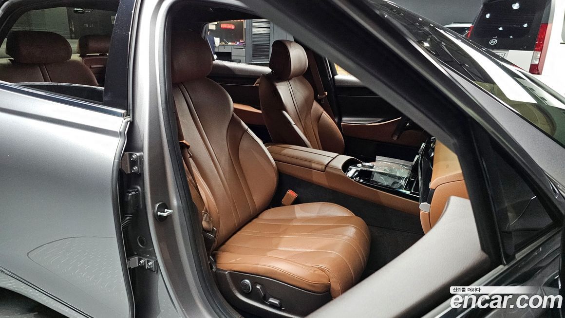 Genesis G80 2021